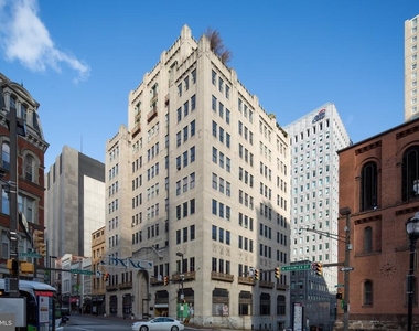 301 N Charles Street - Photo Thumbnail 9