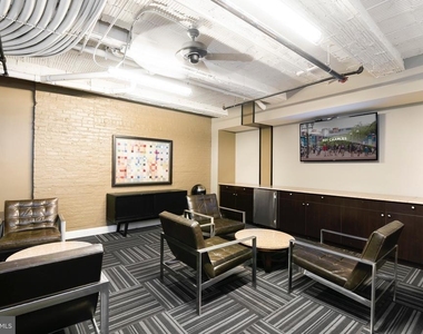 301 N Charles Street - Photo Thumbnail 15