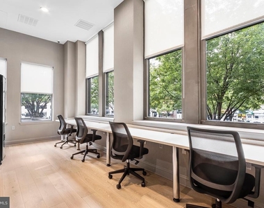 7 N Calvert Street - Photo Thumbnail 12