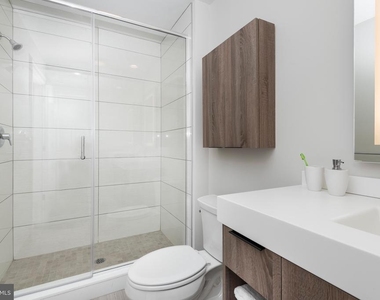 300 Saint Paul Place - Photo Thumbnail 21