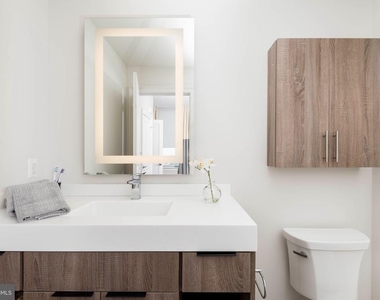 300 Saint Paul Place - Photo Thumbnail 30