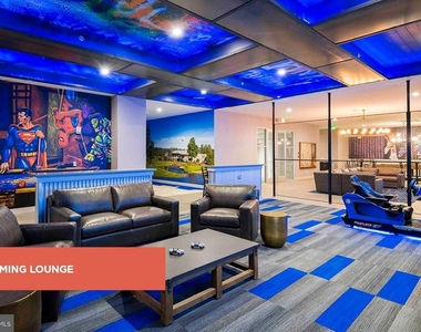 300 Saint Paul Place - Photo Thumbnail 9