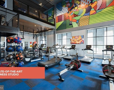 300 Saint Paul Place - Photo Thumbnail 14