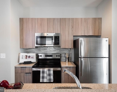 300 Saint Paul Place - Photo Thumbnail 34