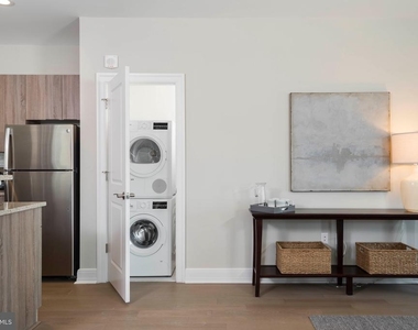 300 Saint Paul Place - Photo Thumbnail 27