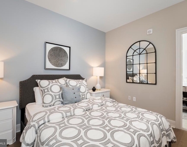 300 Saint Paul Place - Photo Thumbnail 24