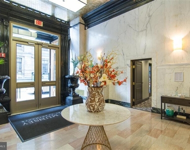 7 N Calvert Street - Photo Thumbnail 10
