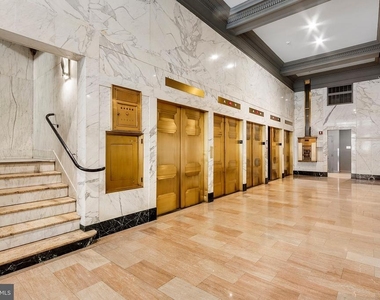 7 N Calvert Street - Photo Thumbnail 15