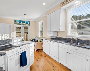 330 Garfield Parkway - Photo Thumbnail 20