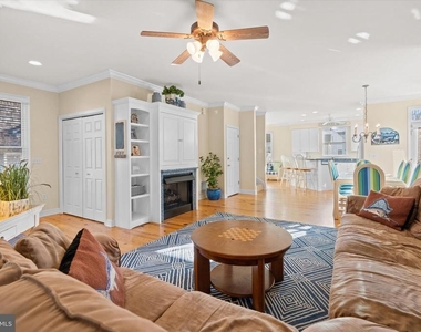 330 Garfield Parkway - Photo Thumbnail 12
