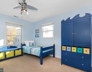 330 Garfield Parkway - Photo Thumbnail 47