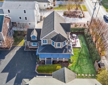 330 Garfield Parkway - Photo Thumbnail 7