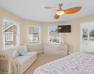 330 Garfield Parkway - Photo Thumbnail 33