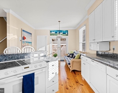 330 Garfield Parkway - Photo Thumbnail 19