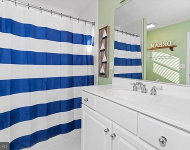 330 Garfield Parkway - Photo Thumbnail 53
