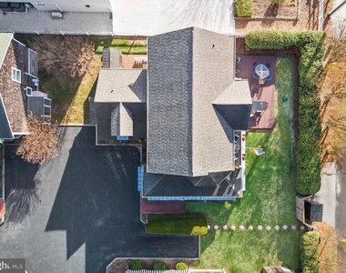 330 Garfield Parkway - Photo Thumbnail 1