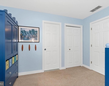 330 Garfield Parkway - Photo Thumbnail 46