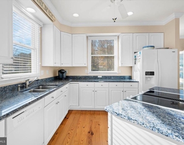 330 Garfield Parkway - Photo Thumbnail 23