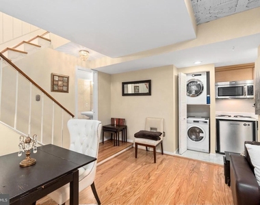 2145 California Street Nw - Photo Thumbnail 17