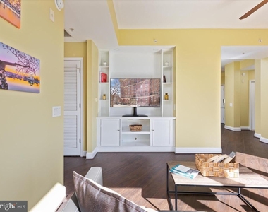 1390 Kenyon Street Nw - Photo Thumbnail 8
