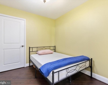 1390 Kenyon Street Nw - Photo Thumbnail 12