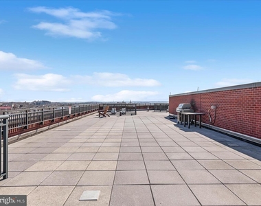 1390 Kenyon Street Nw - Photo Thumbnail 28