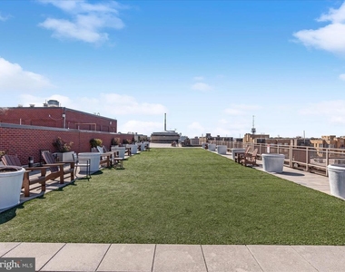 1390 Kenyon Street Nw - Photo Thumbnail 24