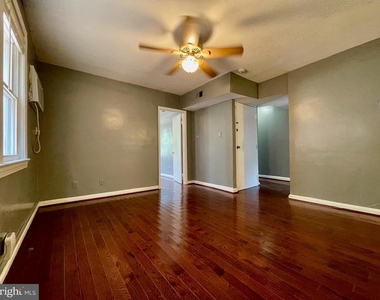 1858 Kendall Street Ne - Photo Thumbnail 3