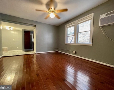 1858 Kendall Street Ne - Photo Thumbnail 7