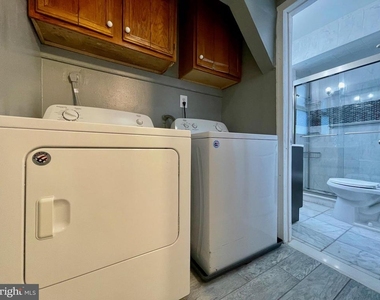 1858 Kendall Street Ne - Photo Thumbnail 16