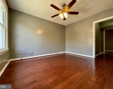 1858 Kendall Street Ne - Photo Thumbnail 19