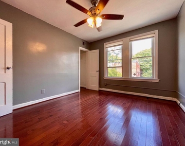 1858 Kendall Street Ne - Photo Thumbnail 21