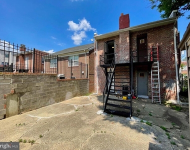 1858 Kendall Street Ne - Photo Thumbnail 37