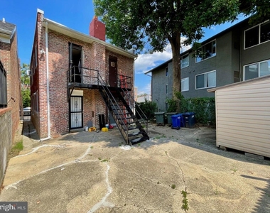 1858 Kendall Street Ne - Photo Thumbnail 36