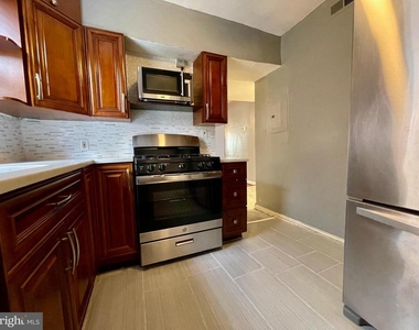 1858 Kendall Street Ne - Photo Thumbnail 28