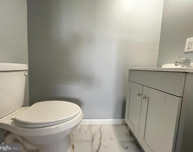 4930 Eads Place Ne - Photo Thumbnail 6