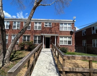 141 Galveston Place Sw - Photo Thumbnail 1