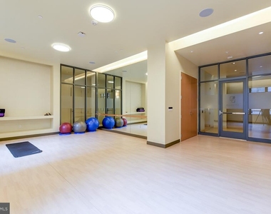 880 New Jersey Avenue Se - Photo Thumbnail 24