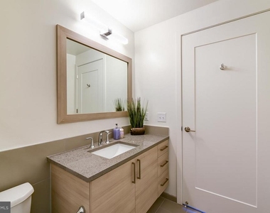 800 New Jersey Avenue Se - Photo Thumbnail 7