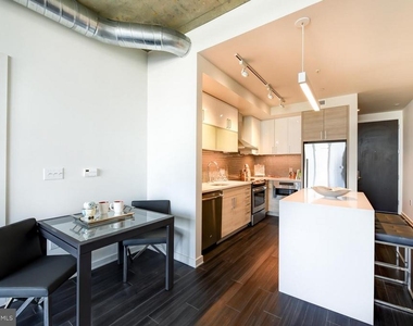 800 New Jersey Avenue Se - Photo Thumbnail 5