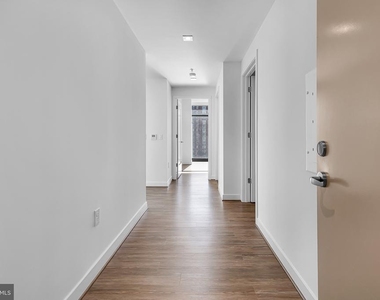150 I Street Se - Photo Thumbnail 8