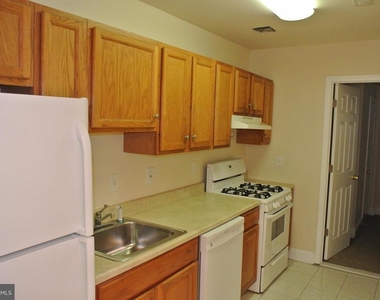 3216 28th Street Se - Photo Thumbnail 6