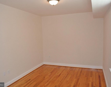 3216 28th Street Se - Photo Thumbnail 8