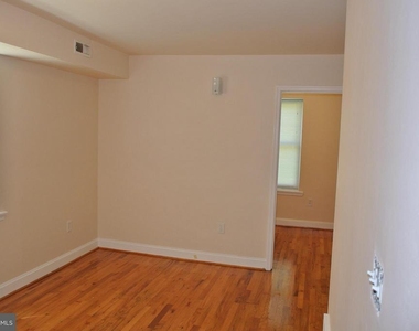 3216 28th Street Se - Photo Thumbnail 5