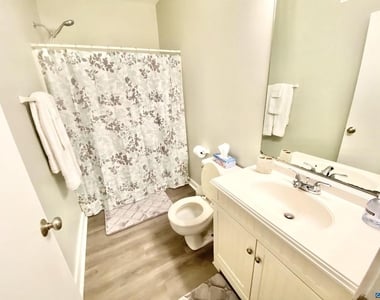 1608 - A Monticello Ave - Photo Thumbnail 10