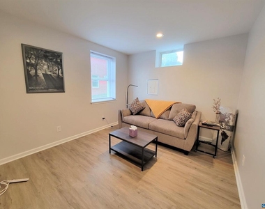 1511 High St - Photo Thumbnail 2