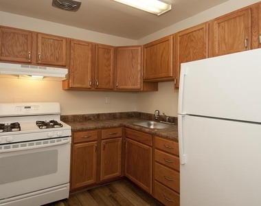 10401 46th Avenue - Photo Thumbnail 25