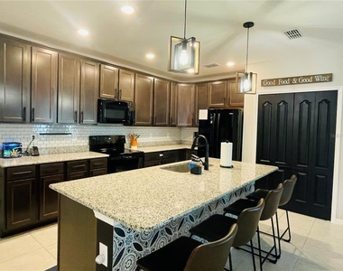 15321 Mille Fiore Boulevard - Photo Thumbnail 6