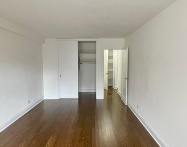 240 E 82nd Street - Photo Thumbnail 11