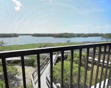 1512 Pelican Point Drive - Photo Thumbnail 7